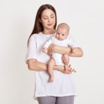 Lipo, abdômen e mama: o trio cirúrgico que redefine o pós-maternidade Ela não queria voltar ao corpo de antes. Queria gostar do corpo que tem agora