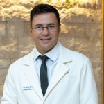 Quando o cuidado começa antes da técnica E se o médico não escuta ele não opera de verdade